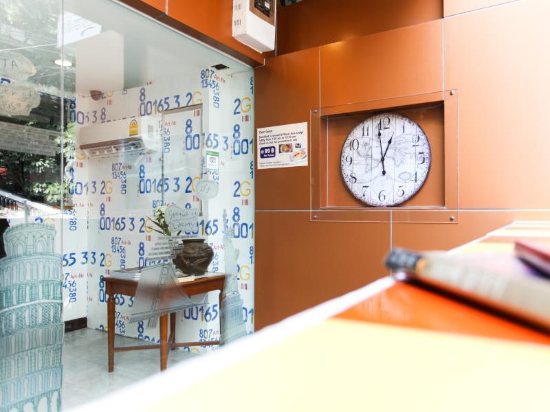 Hotel 8 Sukhumvit Nana